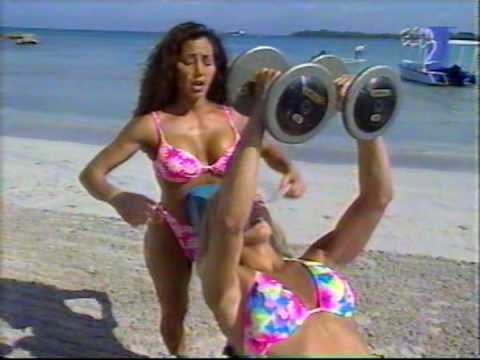 Kathy Derry and Denise Paglia lifting weights