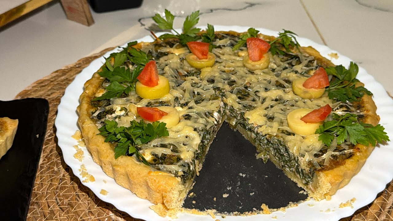 الوصفة لي كامل نحوسو عليها كيش بالسلق +عجينة سحرية تبقى اطول مدة محافظة على الهشاشة😋