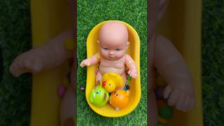 Full of 3 Rainbow BathTubs Candy with M&amp;M's &amp; Magic Slime Cutting Video