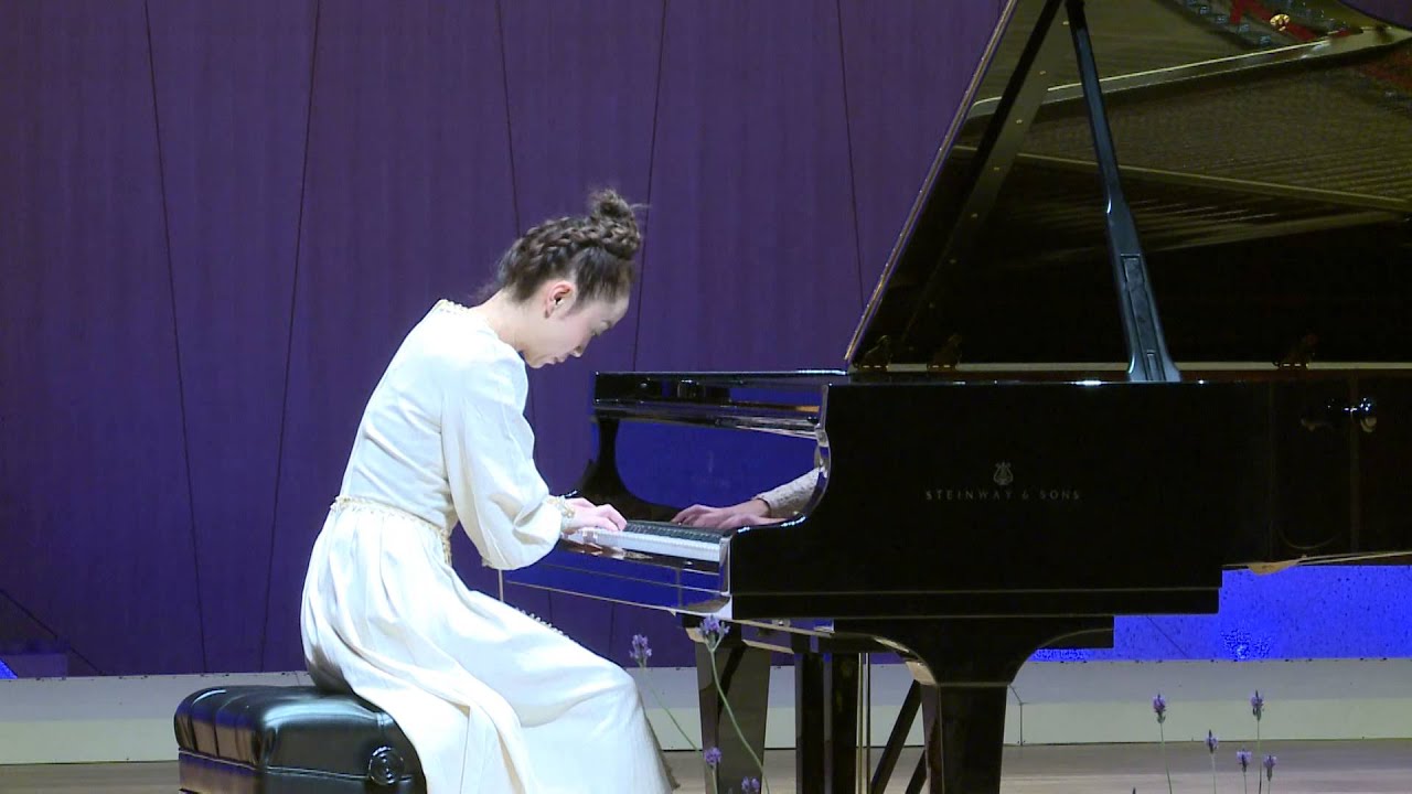 中級者以上におすすめのピアノ曲の紹介【モンサルヴァーチェ 