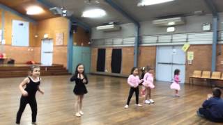 Tiny Tots Dance