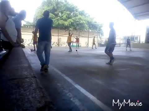 Alunos atuais X Ex-alunos da escola professor Jordão Emerenciano (1tempo)