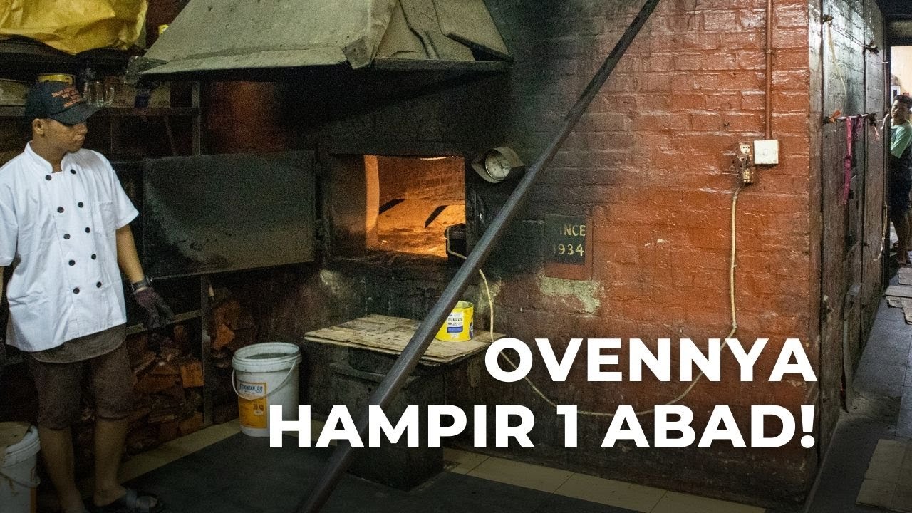 Intip Pembuatan Resep Kue Jadul di Restoran Tip Top Medan yang udah jadi kuliner legendaris Medan!