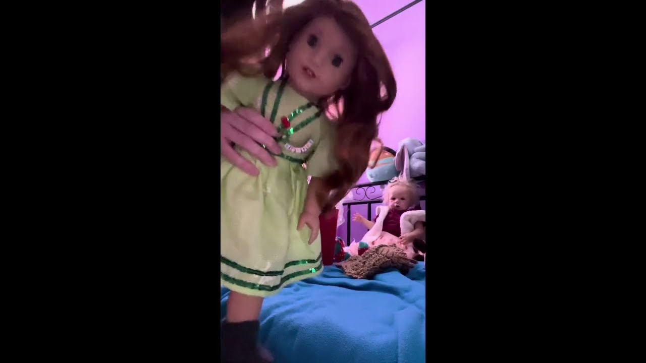 Vlogmas Day 16 Changing Blaire and Avery OOTD 