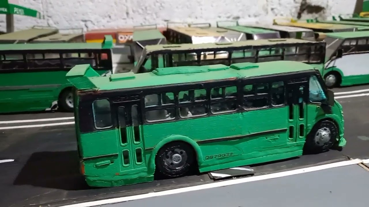 Zafiro, microbus ALFA y unidad número 90 en restauración  , ganando pasaje 🚌