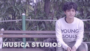 Hi FRIDAY - Bayang Masa Lalu (Official Lyric Video)