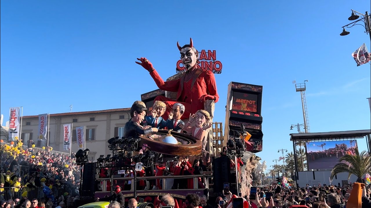Carnevale di Viareggio 2026 - 4º Corso Mascherato 
