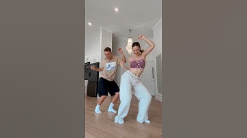 WE HAD TO DO THE APT. DANCE ROSÉ & Bruno Mars IN OUR NEW HOUSE! 😅🥰 - #dance #trend #couple #shorts