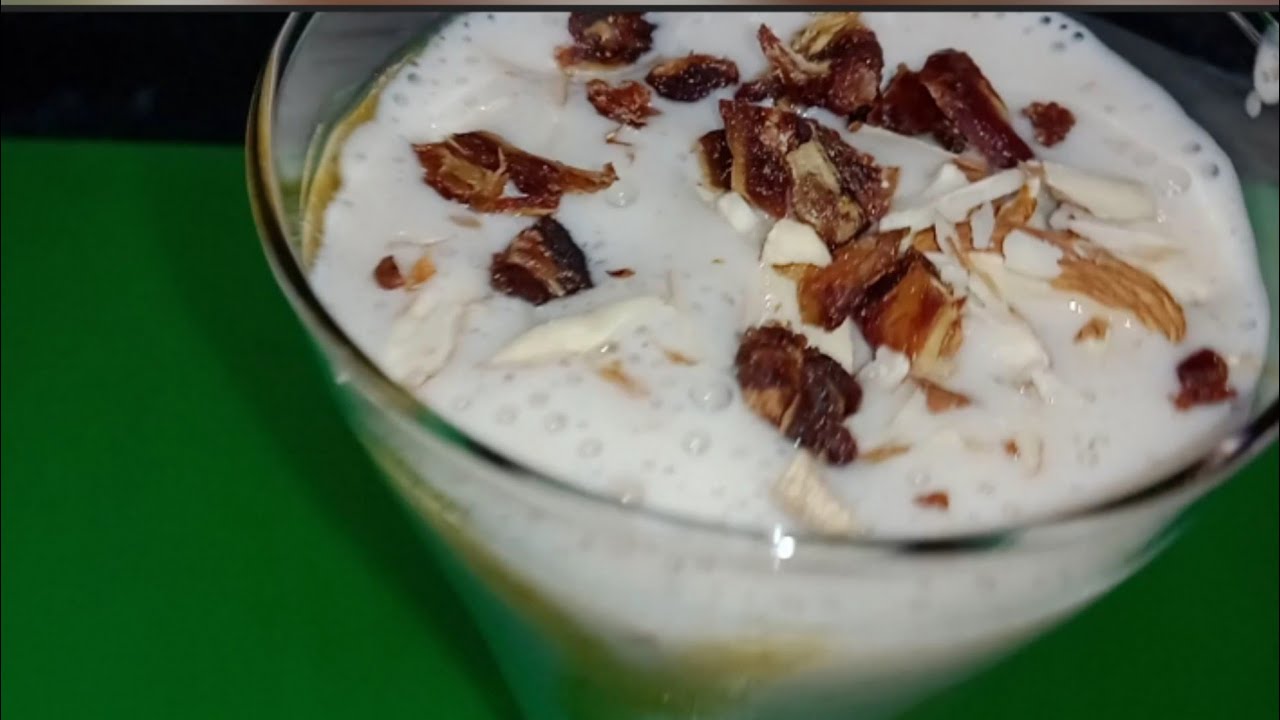 Cocoa banana almond date smoothie
