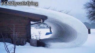 r/Oddlysatisfying | snow peel off roof