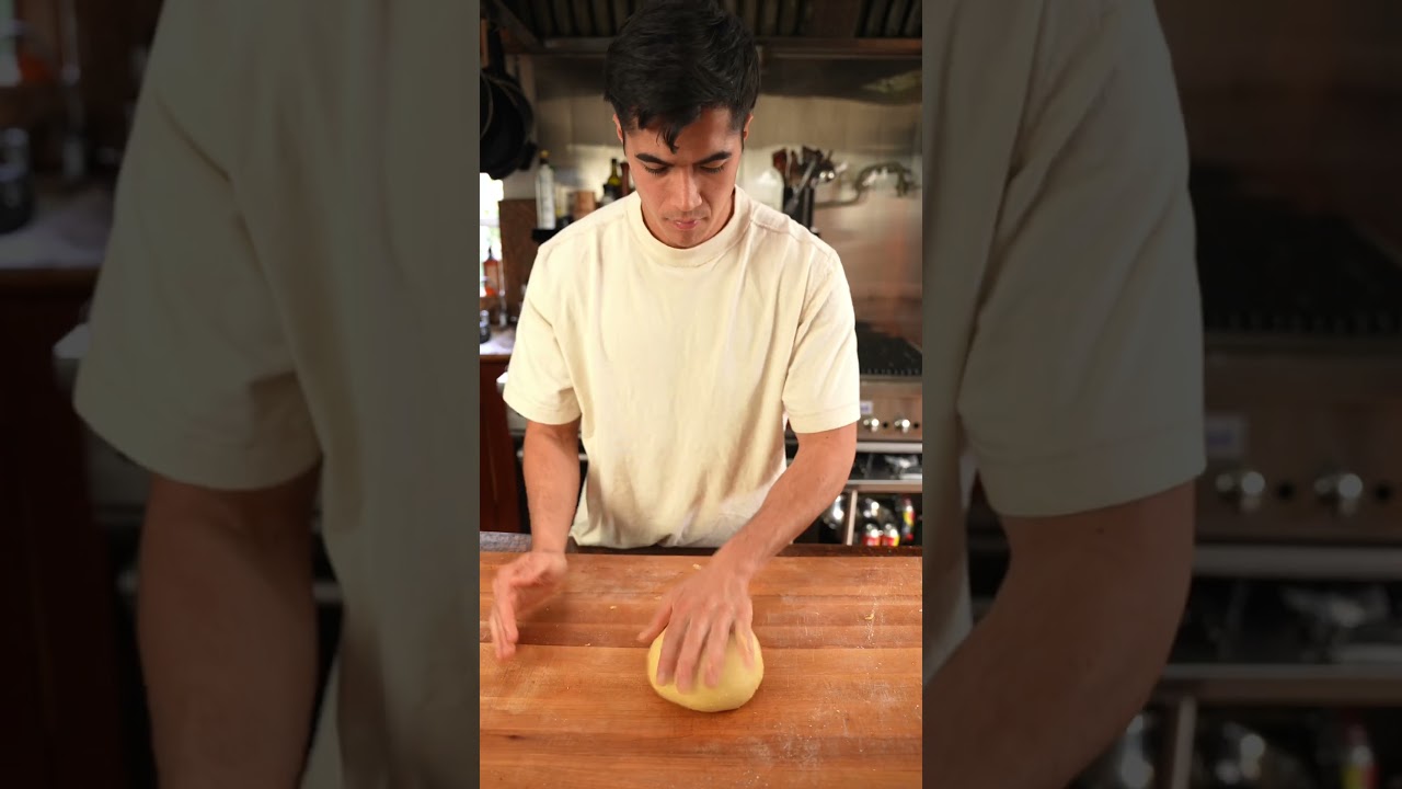 STUFFED NUTELLA DONUTS  