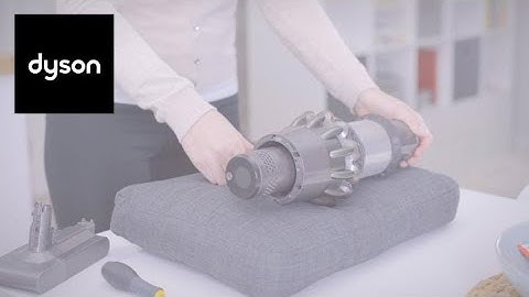 How to replace the main body and cyclone on your Dyson Cyclone V10™ or V11 cord-free vacuum.