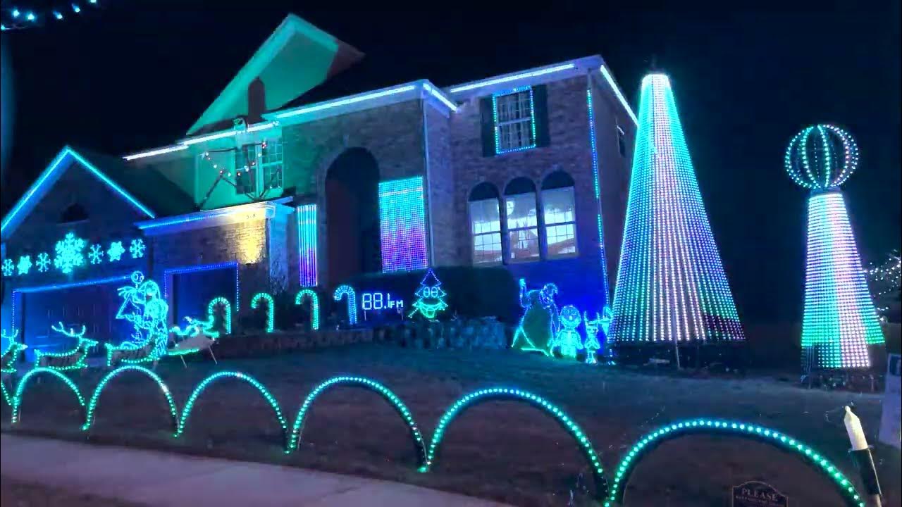 Skellington Manor of Sterling Oaks Christmas light show 2023 Palladio