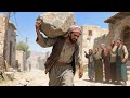 حكاية الرجل حمال الحجر الذي سخرت منه قريته فأراه الله عجبا قصة مؤثرة من التراث العربي