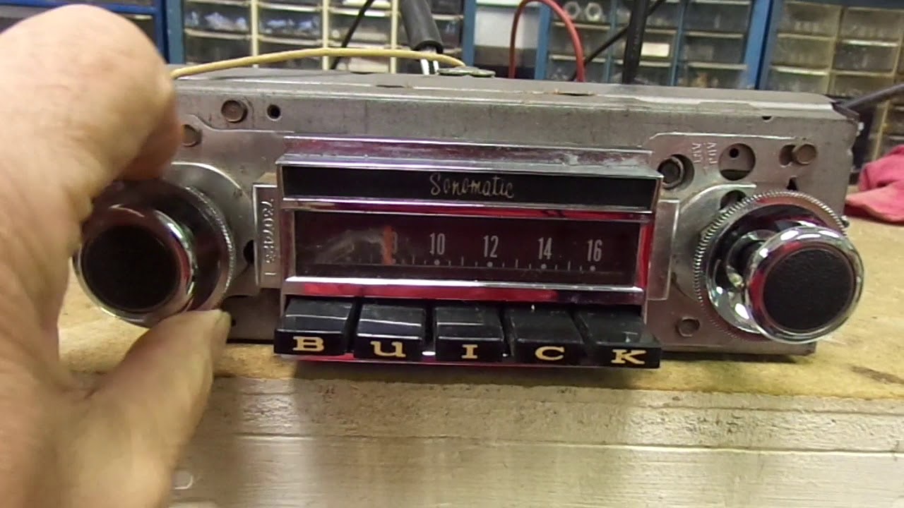19681969 Buick Delco Sonomatic AM Push Button Radio Le Sabre Rivera