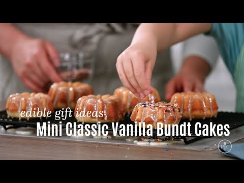 mini-classic-vanilla-bundt-cakes-|-pampered-chef