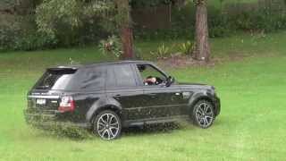 RANGE ROVER SPORT DOING BURNOUTS ON GRASS LITTLE BIT OF FUN