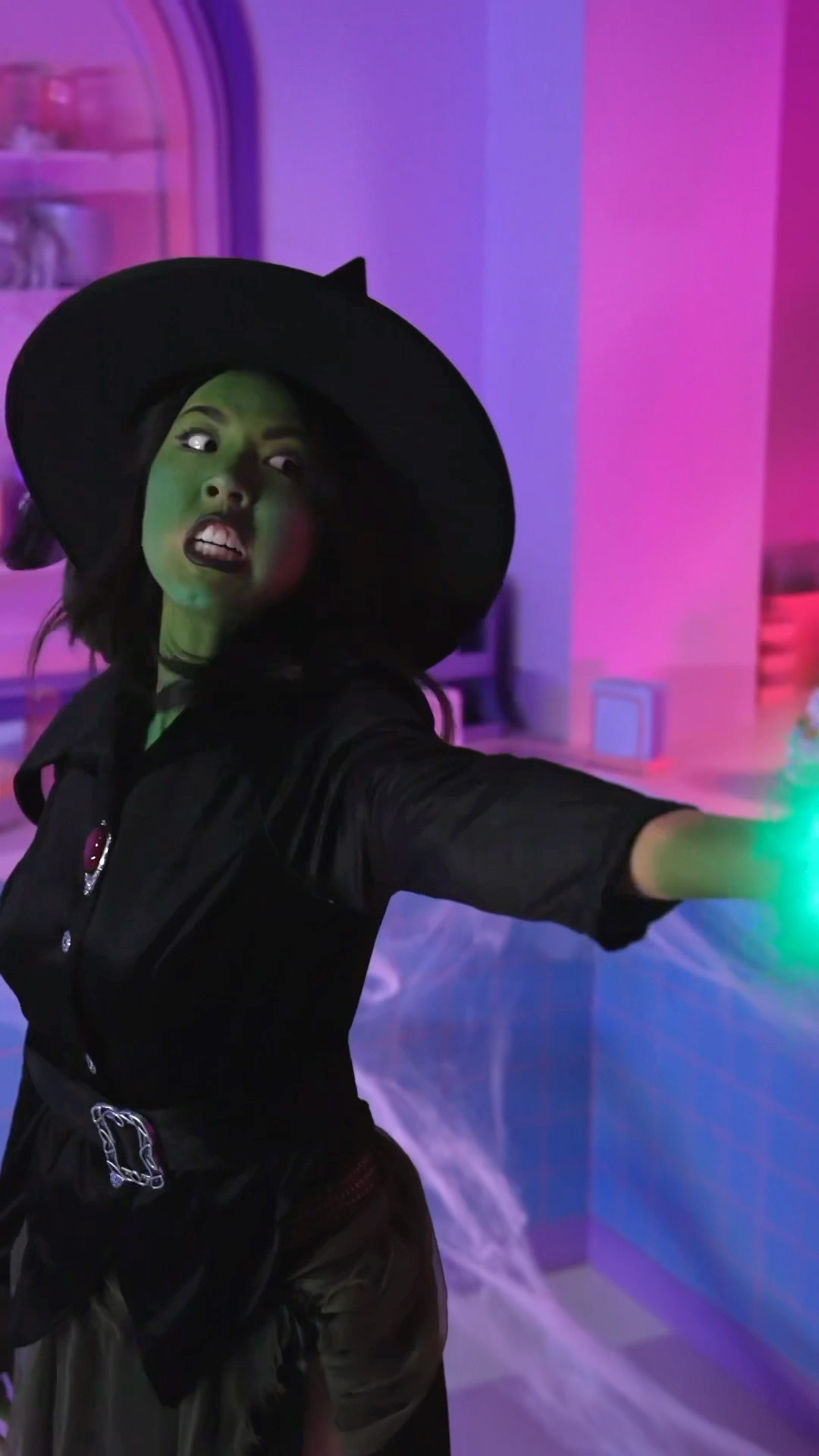 How to Defeat a Witch ?