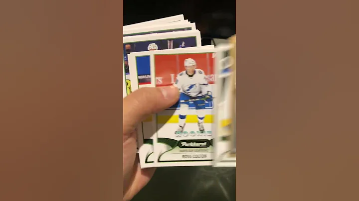Opening Parkhurst 2021-22 30 cards in 15 seconds