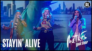 Video thumbnail of "OG3NE – Stayin’ Alive | Matthijs Gaat Door"