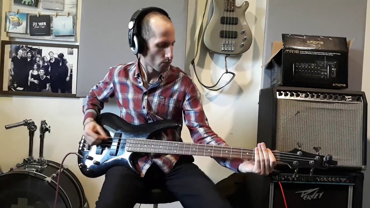 The Pretender Bass (cover - Boaz Barlia)