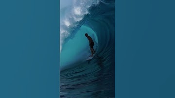 Watch the Ocean Fold Over #teahupoo