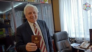 Создатель Конституции про ДВА СРОКА ПОДРЯД и президентские выборы Создатель Конституции про ДВА СРОКА ПОДРЯД и президентские выборы