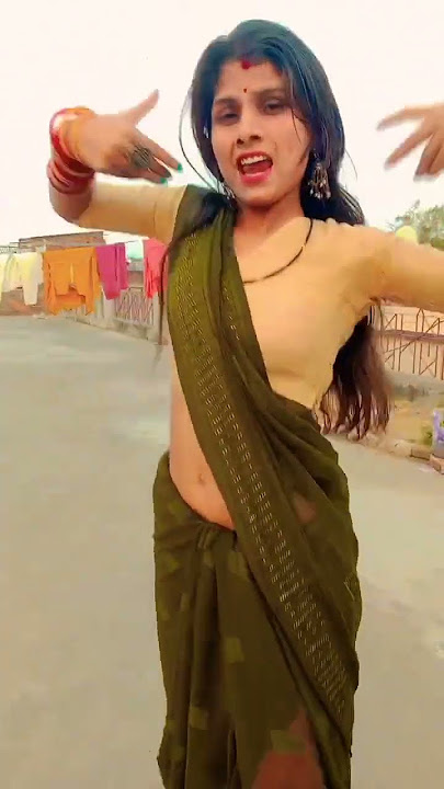 bhatar mera holi me Dhokla diya hai #bhojpuri #khesari #song #popularsong #specialsongs #viralsong
