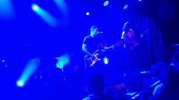 Algernon Cadwallader - Look Down (Because the Ground is easier to...)- Gebäude 9 - Köln - 02.06.2023