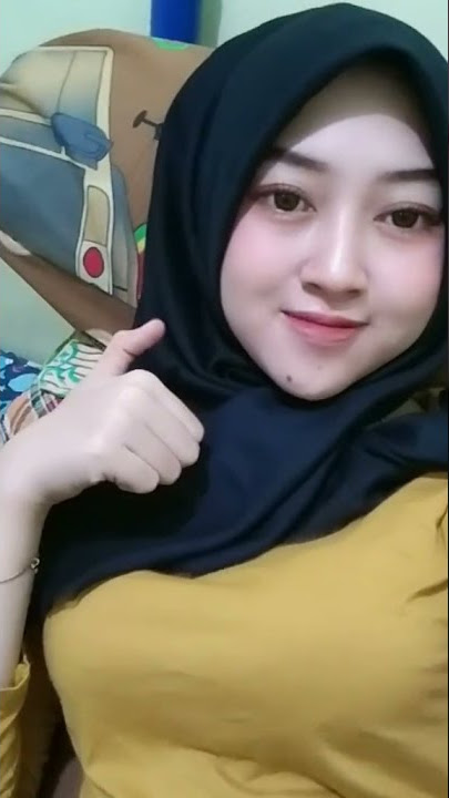 tiktok jilbab gunung gede sange hot || tiktok dance 2021 #shorts