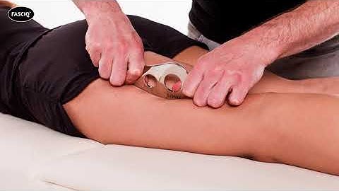 How to apply FASCIQ® IASTM tools to delimit the fascial aponeurosis of the hamstring muscles