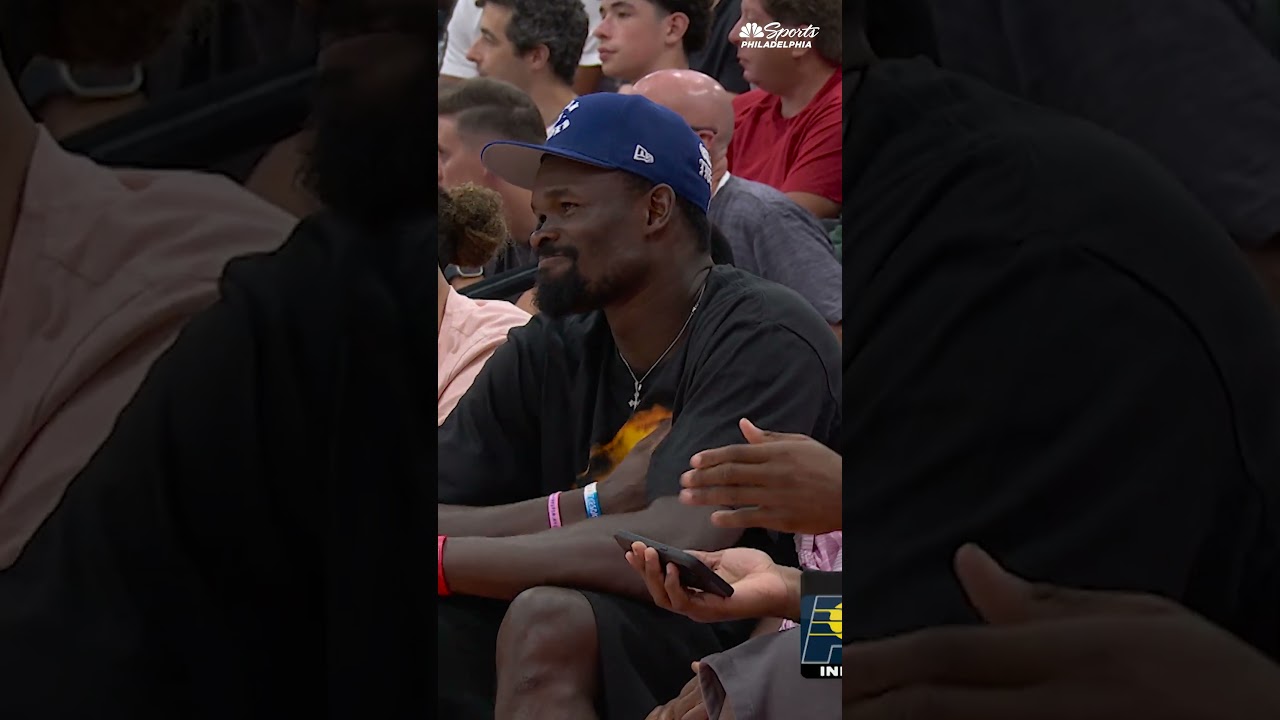 Jaylen Brown is in the building 👏