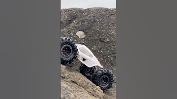 BRUSHLESS UPGRADE FOR THE AX10??