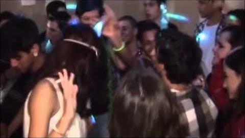 Paramore - Where The lines Overlap. Cativeiro