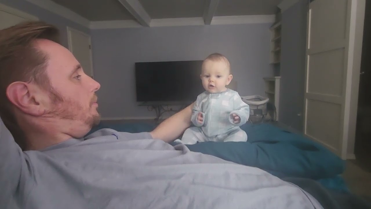 7 months old baby babble Dada first word