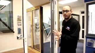 Smarts Visofold 1000 Bi-fold door