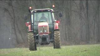 épandage d'azote avec un massey ferguson 5435