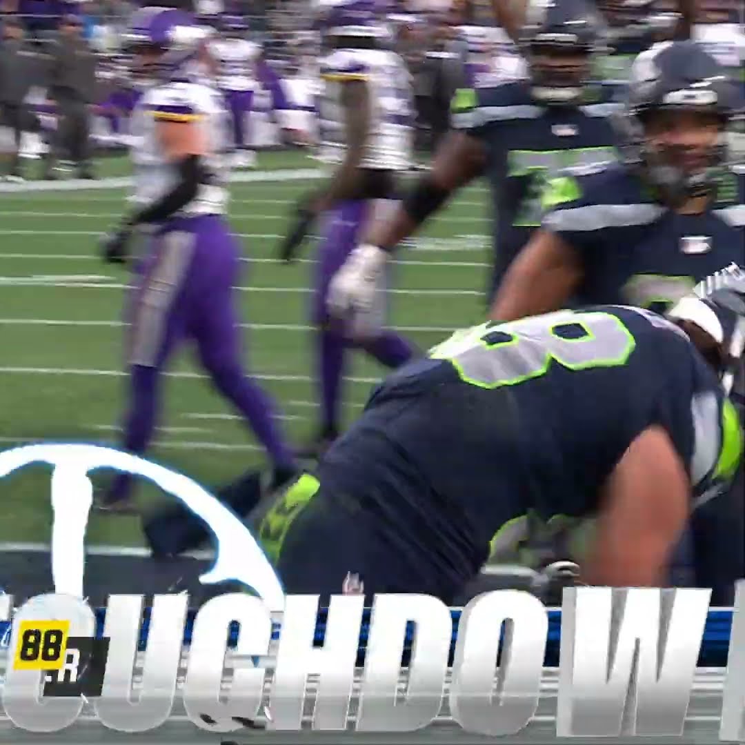 AJ Barner catches for a 4-yard Touchdown vs. Minnesota Vikings