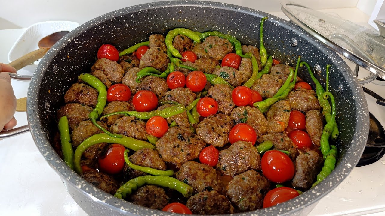 Köfte Tarifi 💯 Soslu Köfte Nasıl Yapılır Kebap İzmir Köftesi Nefis Yemek Tarifleri Etli Tarifler