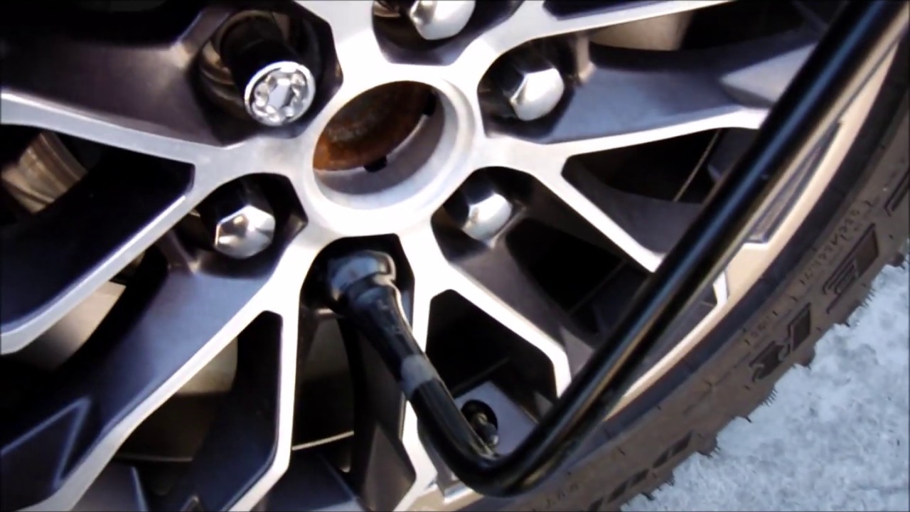 Chevrolet Colorado GMC Canyon Crew Cab Jack location How to change a