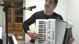 Vignette de la vidéo "hector y su acordeon  10-3-2013"