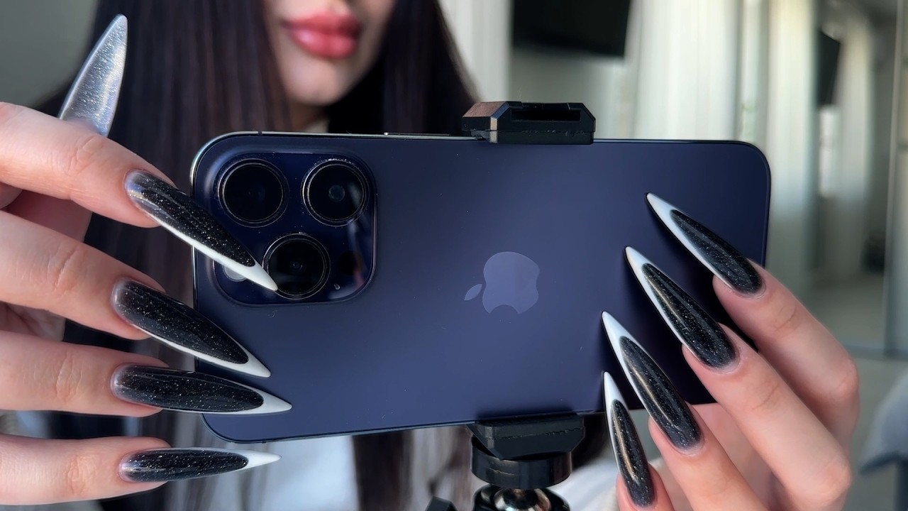ASMR - iPhone 14 Pro Max VS iPhone 17 Pro Max camera tapping & scratching !