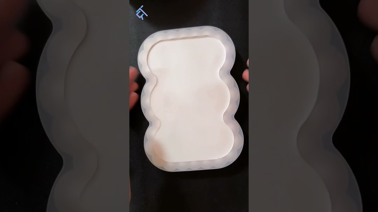 Molding bubble bow tray💓 