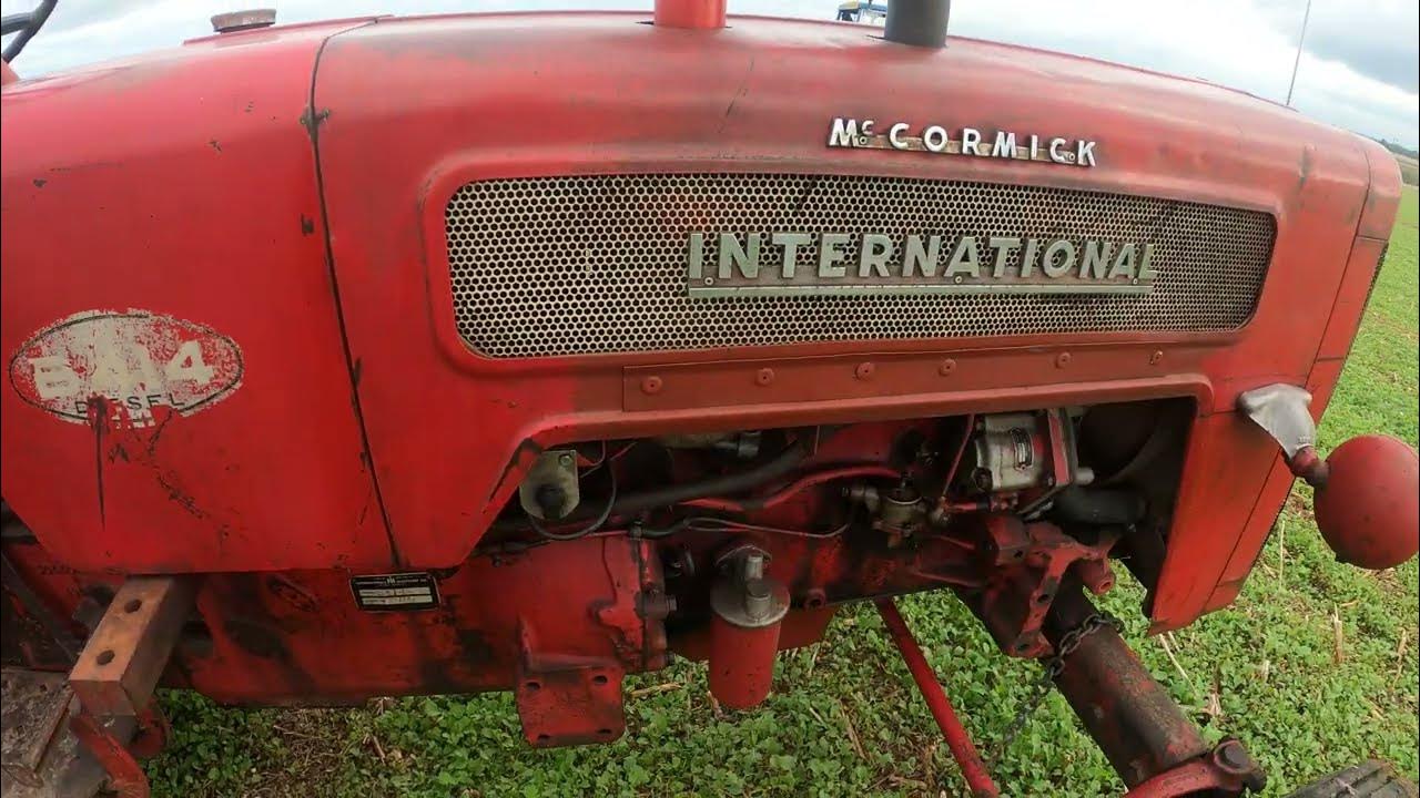 1963 McCormick IH B414 2.5 Litre 4-Cyl Diesel Tractor (43 HP) with