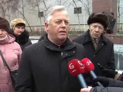 Коммунисты почтили память В.И.Ленина в Киеве. Часть 1.