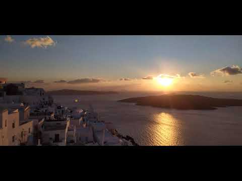 Βίντεο: Τα καλύτερα σημεία με θέα στο ηλιοβασίλεμα στη Σαντορίνη