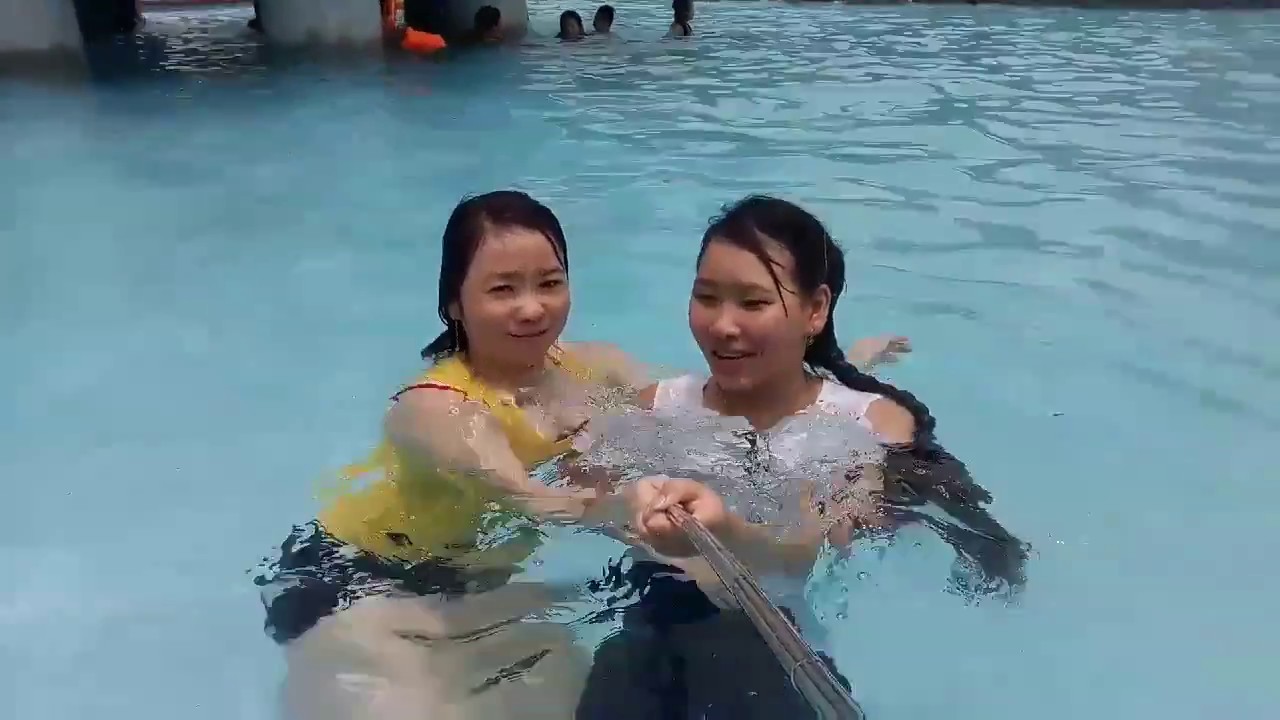 Hlauj nkauj nyab laj qab teb mus da dej npab nauj heev