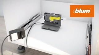 SERVO-DRIVE uno: Assembly of bottom mount waste bin solutions | Blum screenshot 3