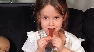 5 YEARS OLD LICKING GROSS THINGS PRANK ON MOM AND DAD