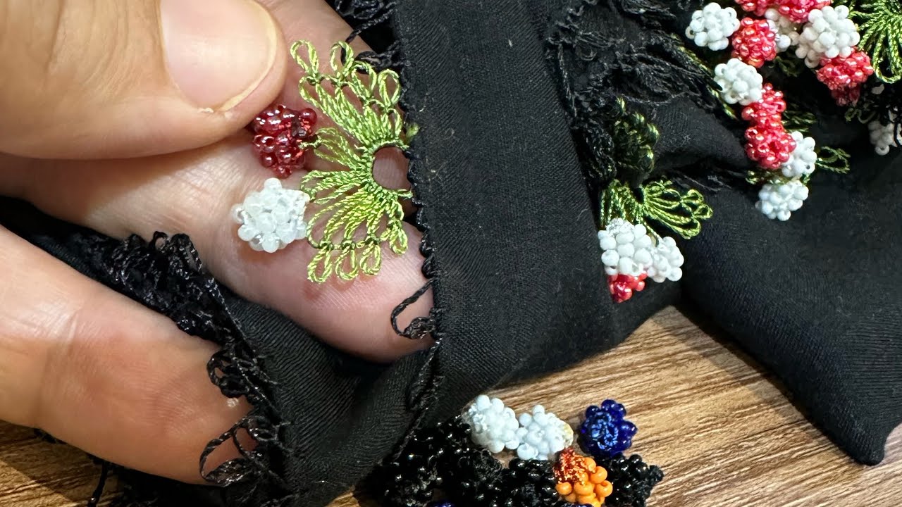 Küçük küçük leblebi şekerlerim.. yapmalara doyamayacagınız bir örnek 😉..